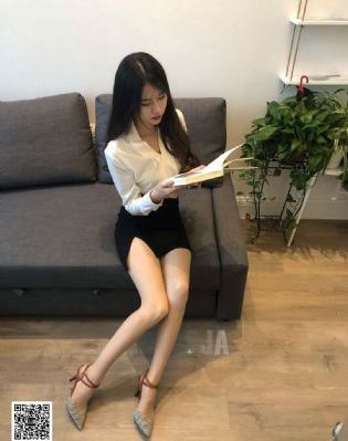 年轻的妻子在线