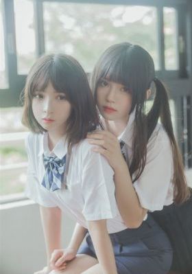 女员工的付出中字